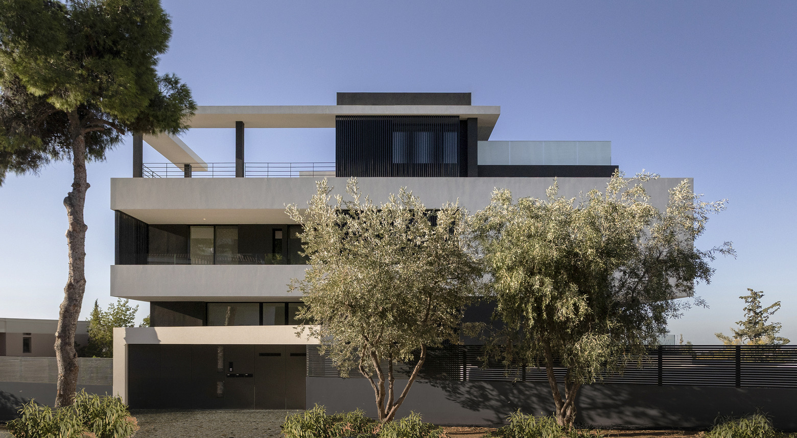 APK Architects-Residential Building in Kefalari